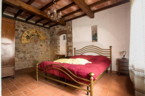 Rustic Tuscan style apartment